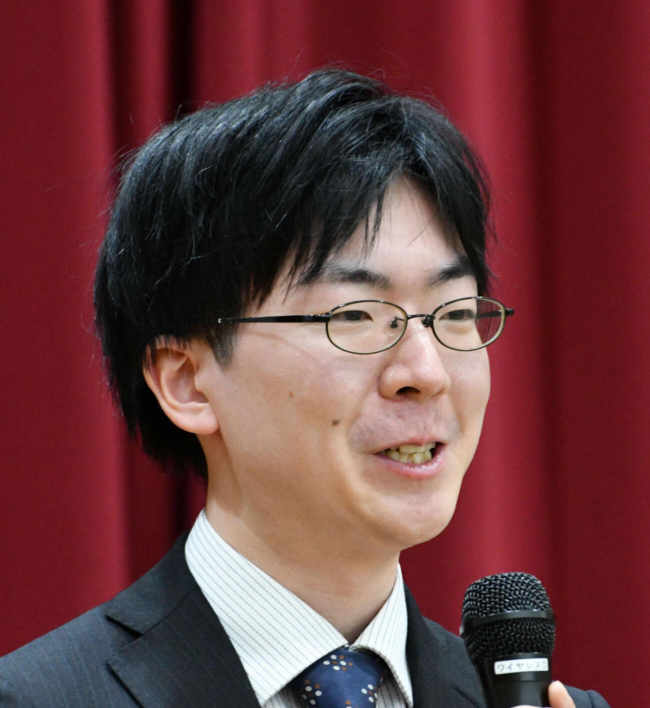 芝野虎丸棋聖（2026年1月撮影）