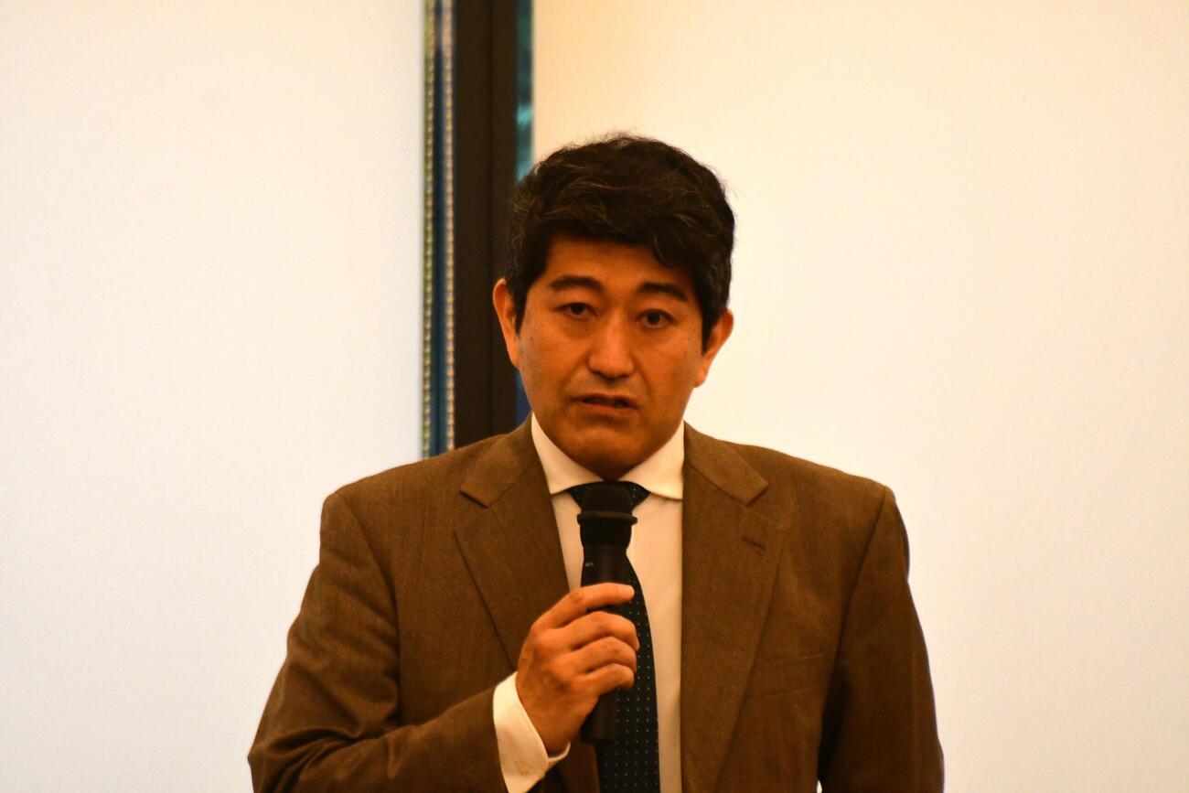 イベントの冒頭にあいさつをした日本将棋連盟棋士会会長の森内俊之九段