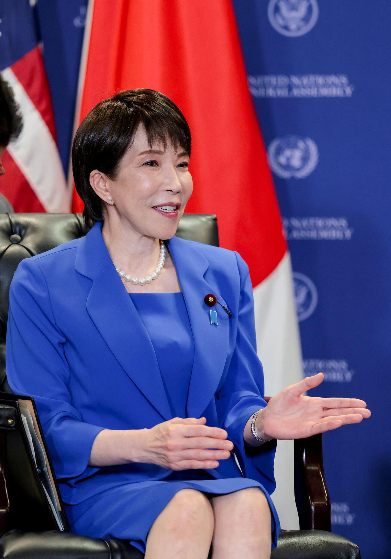 2026年9月22日、米ニューヨークで開催された国連総会の期間中、米国のトランプ大統領との会談に臨む日本の高市早苗首相（ロイター）