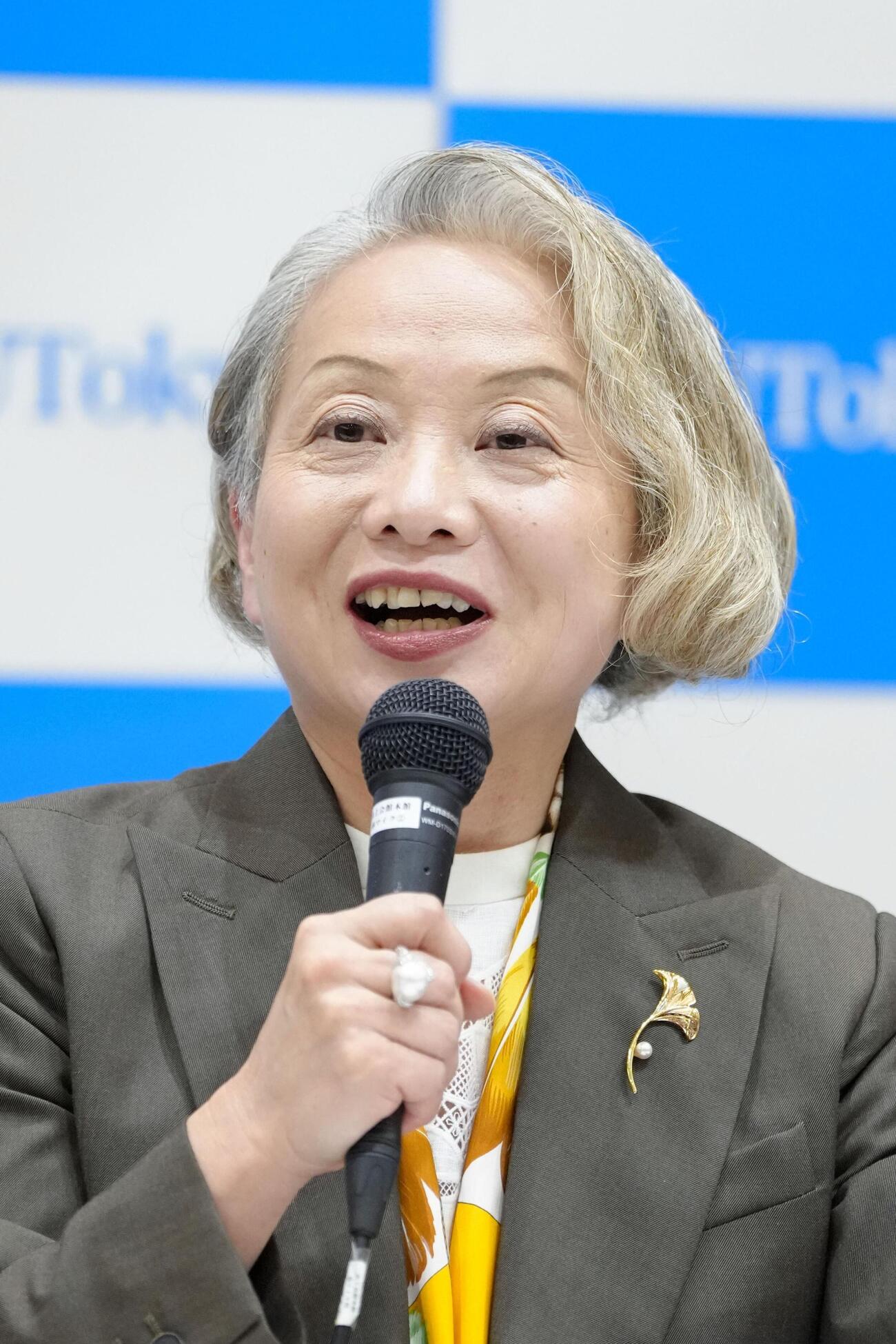 東京大の次期学長に選出され、記者会見する大学院総合文化研究科の藤垣裕子教授(共同)