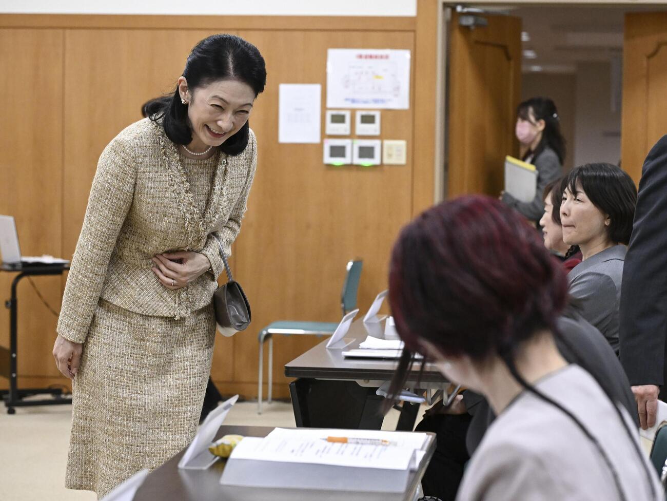 「愛育班員」らの活動交流会に出席された紀子さま＝15日午後、東京都港区（代表撮影）