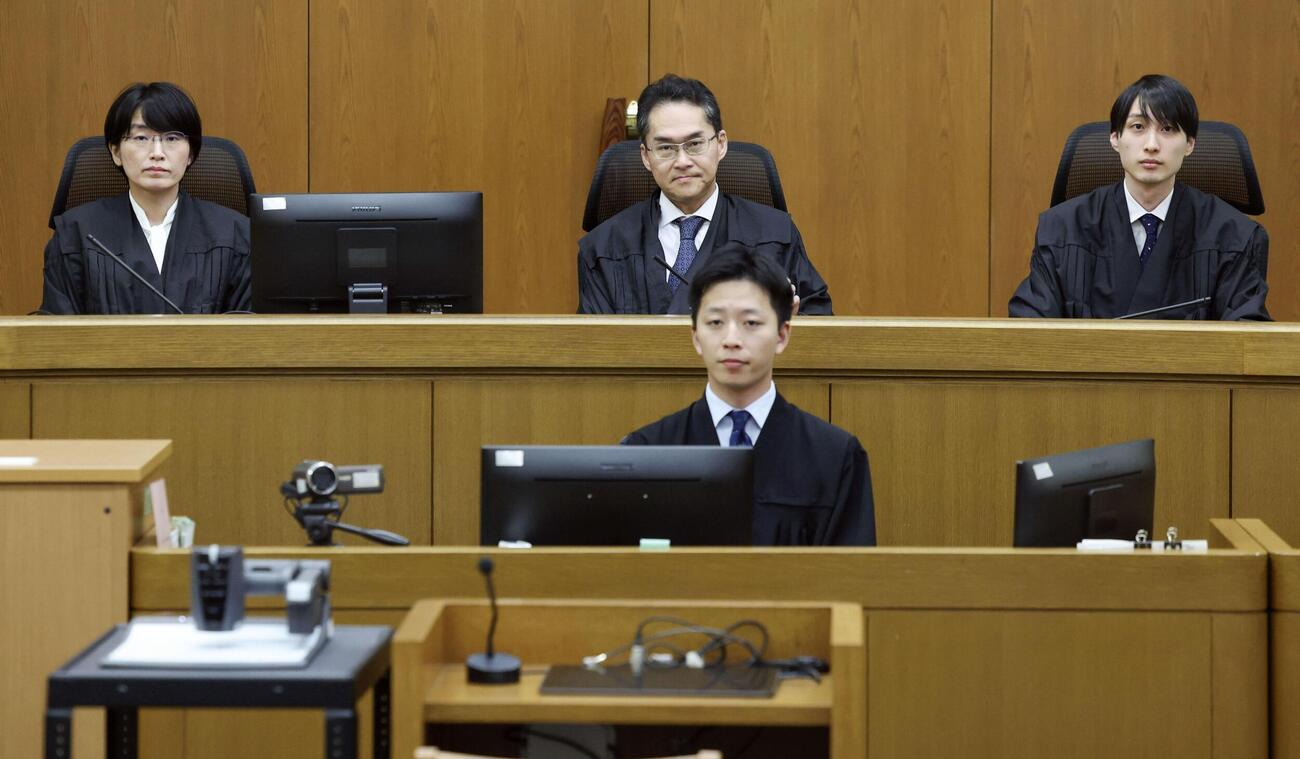田中幸雄被告の判決公判が開かれた京都地裁の法廷。奥中央は西川篤志裁判長＝16日午前（代表撮影）(共同)