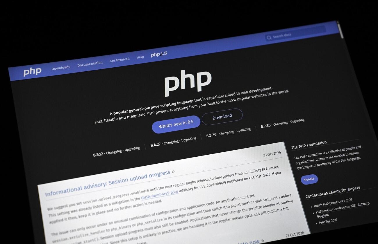 プログラミング言語「PHP」のホームページ（共同）