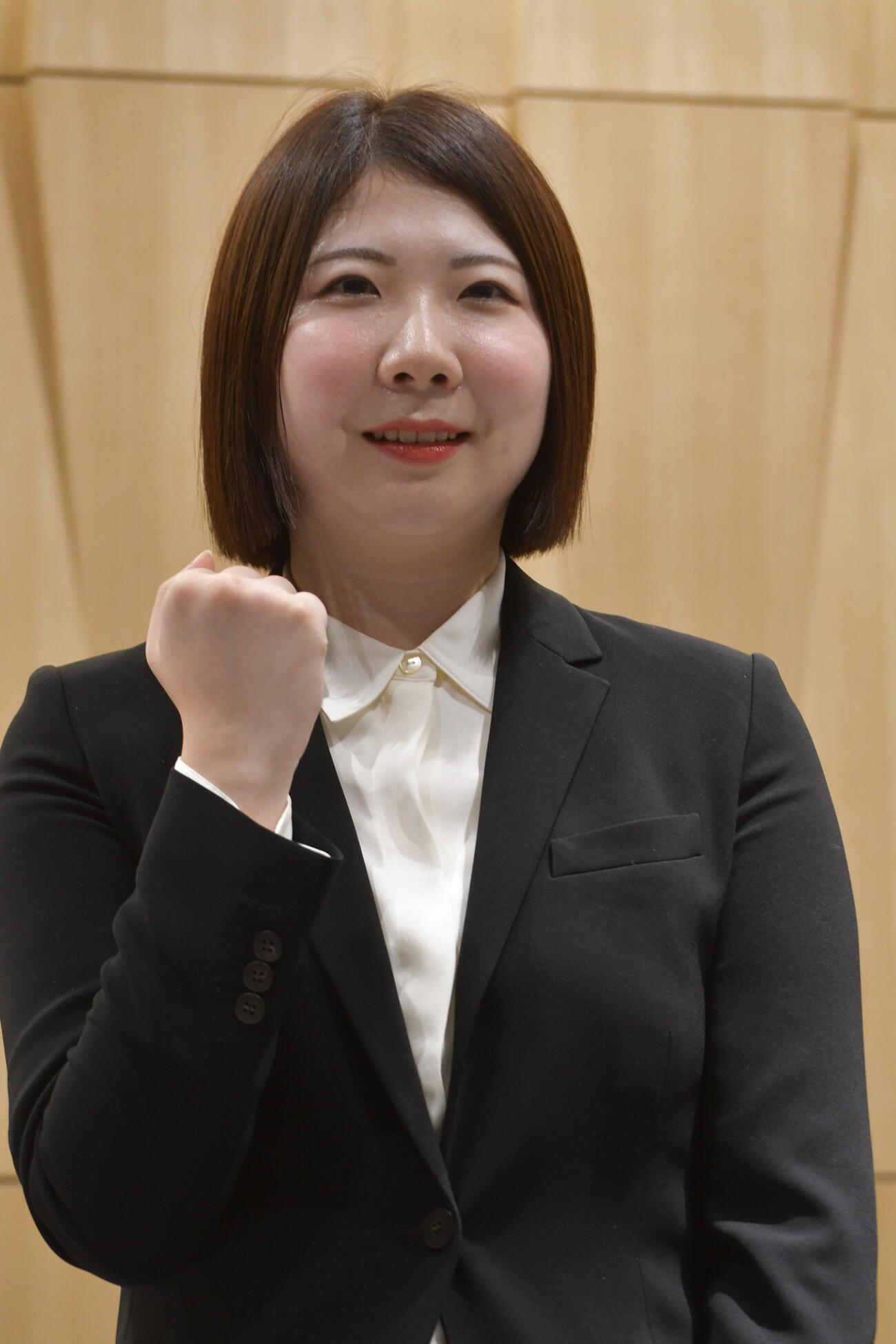 女性初の「棋士」として来年4月から活動することを明らかにした西山朋佳女流4冠