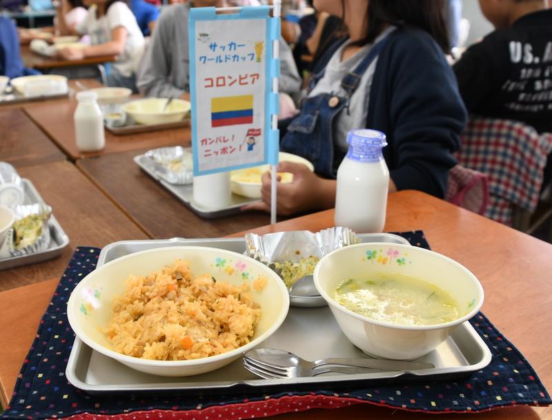 食べて勝つ！八王子の小学校給食にセネガル料理提供 - 社会 : 日刊スポーツ