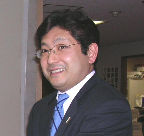 塚田一郎氏（2004年2月18日撮影）