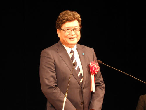 萩生田光一氏
