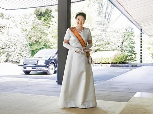 「即位後朝見の儀」のため、皇居に到着された皇后さま（宮内庁提供＝共同）