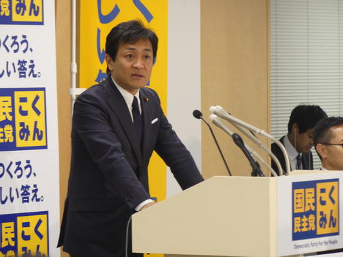 合流した小沢一郎氏の役割について説明する国民民主党の玉木雄一郎代表