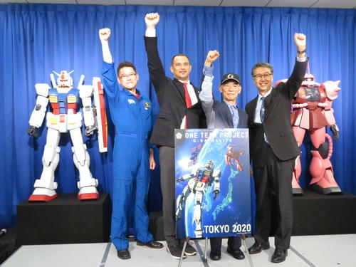 「G－SATELLITE宇宙へ」発表会見に出席した左から金井宣茂氏、室伏広治氏、富野由悠季総監督、中須賀真一教授（撮影・近藤由美子）