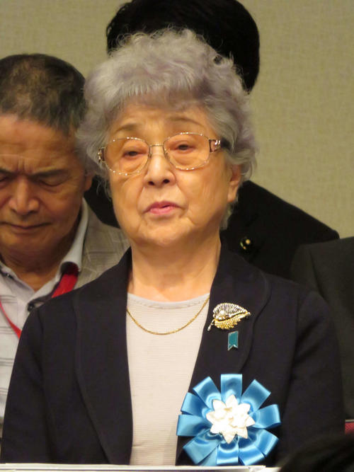 全拉致被害者即時一括帰国実現を求めた「国民大集会」に出席した家族会のメンバーで、横田めぐみさんの母親、横田早紀江さん（撮影・近藤由美子）