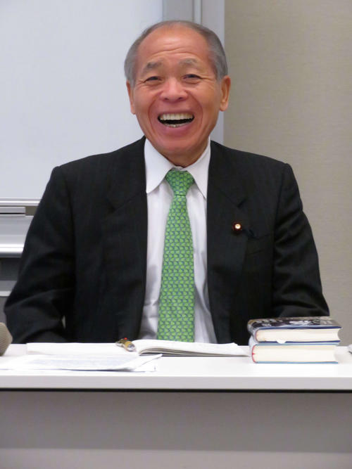 新党大地の定例会に出席した代表の鈴木宗男元衆院議員（撮影・近藤由美子）