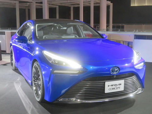 燃料電池車（FCV）のトヨタ「MIRAI」の次期モデルが東京モーターショーで初公開される（撮影・大上悟）