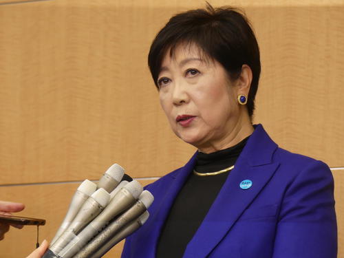 調整委員会後、会見する小池百合子都知事（撮影・中山知子）