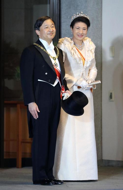 「祝賀御列の儀」で赤坂御所に到着された天皇、皇后両陛下（代表撮影＝共同）