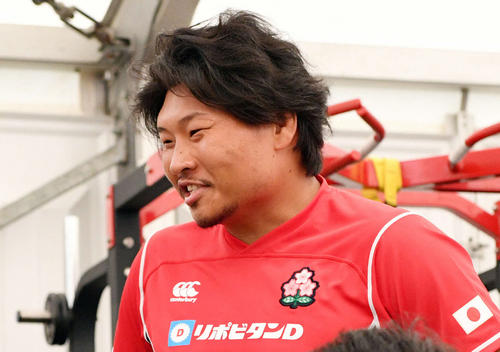 笑顔を見せる稲垣啓太（2019年10月2日撮影）