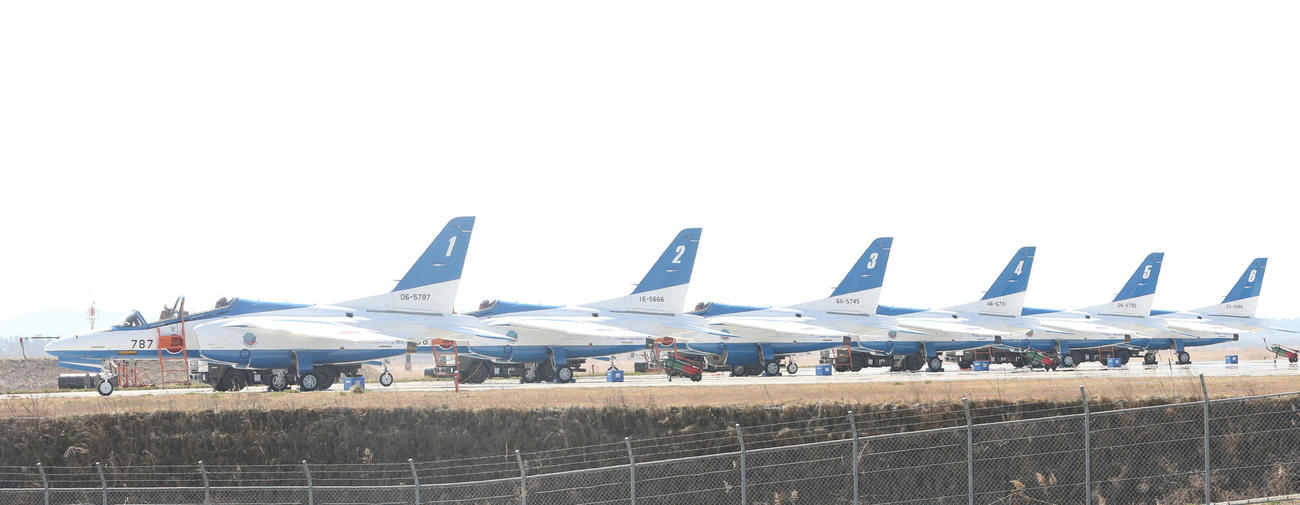航空自衛隊松島基地のブルーインパルス（撮影・野上伸悟）