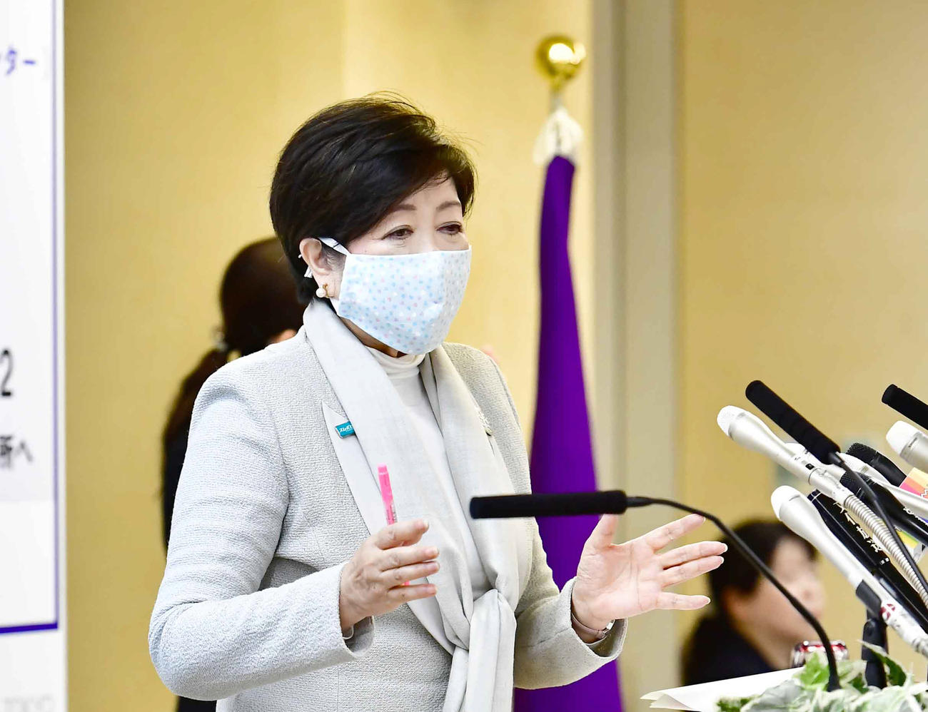 定例記者会見に臨む小池百合子東京都知事（撮影・小沢裕）