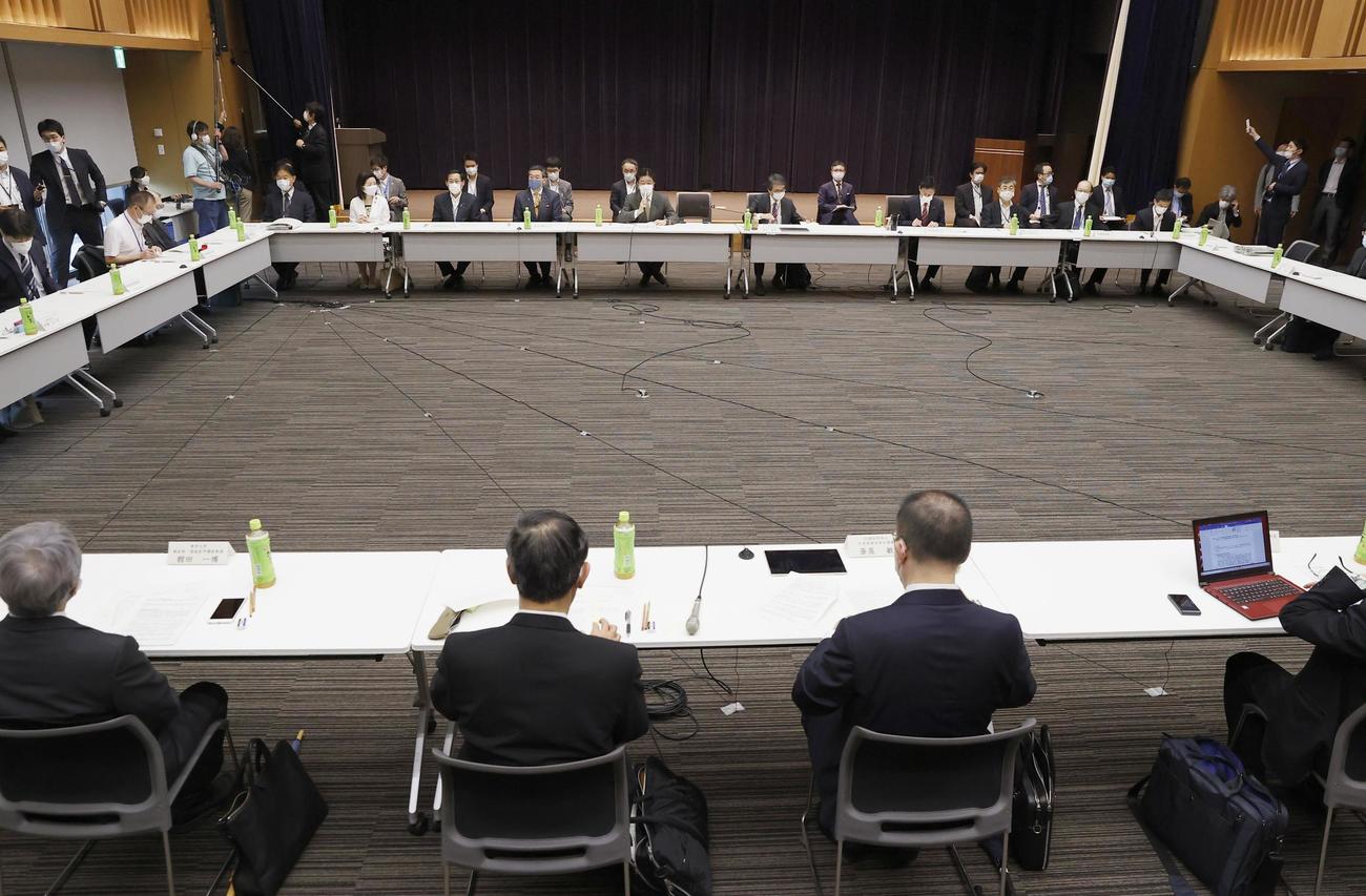 開催された新型コロナウイルス感染症対策専門家会議（共同）
