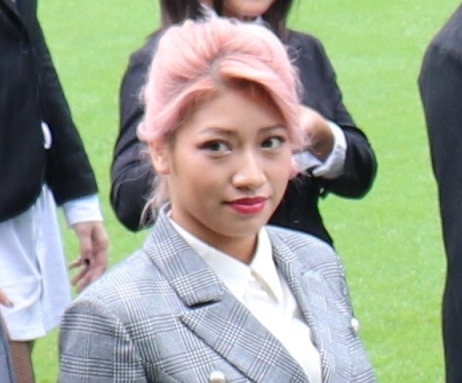 19年10月17日、明治記念館で行われたスターダム新体制会見で集合写真に並ぶ木村花さん