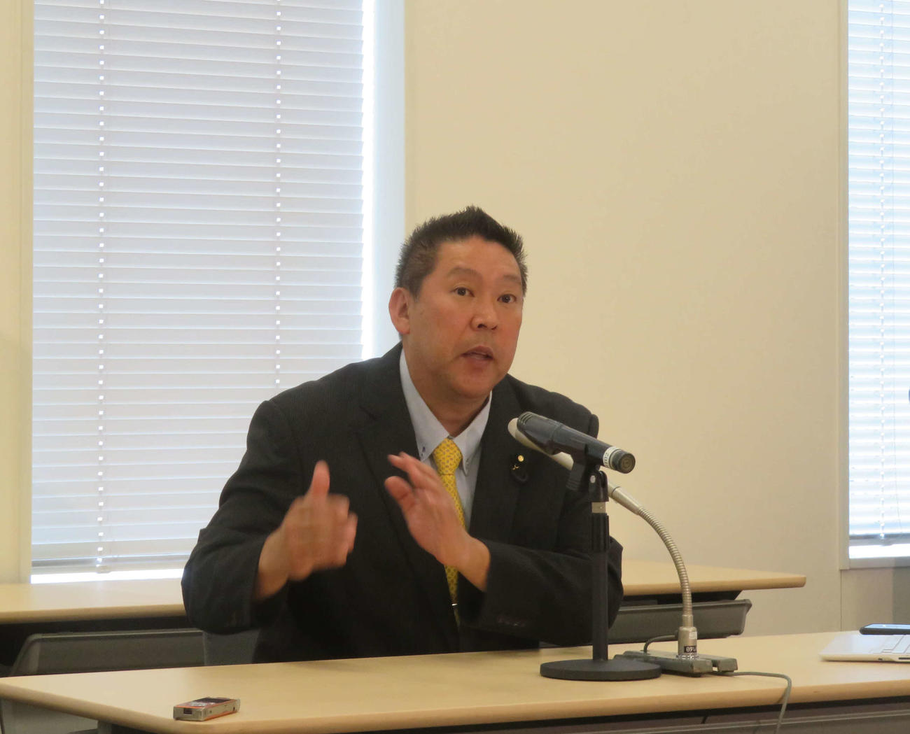 N国党首の立花孝志氏がN国公認での東京都知事選出馬と、小池百合子知事と同姓同名候補の擁立を明らかにした