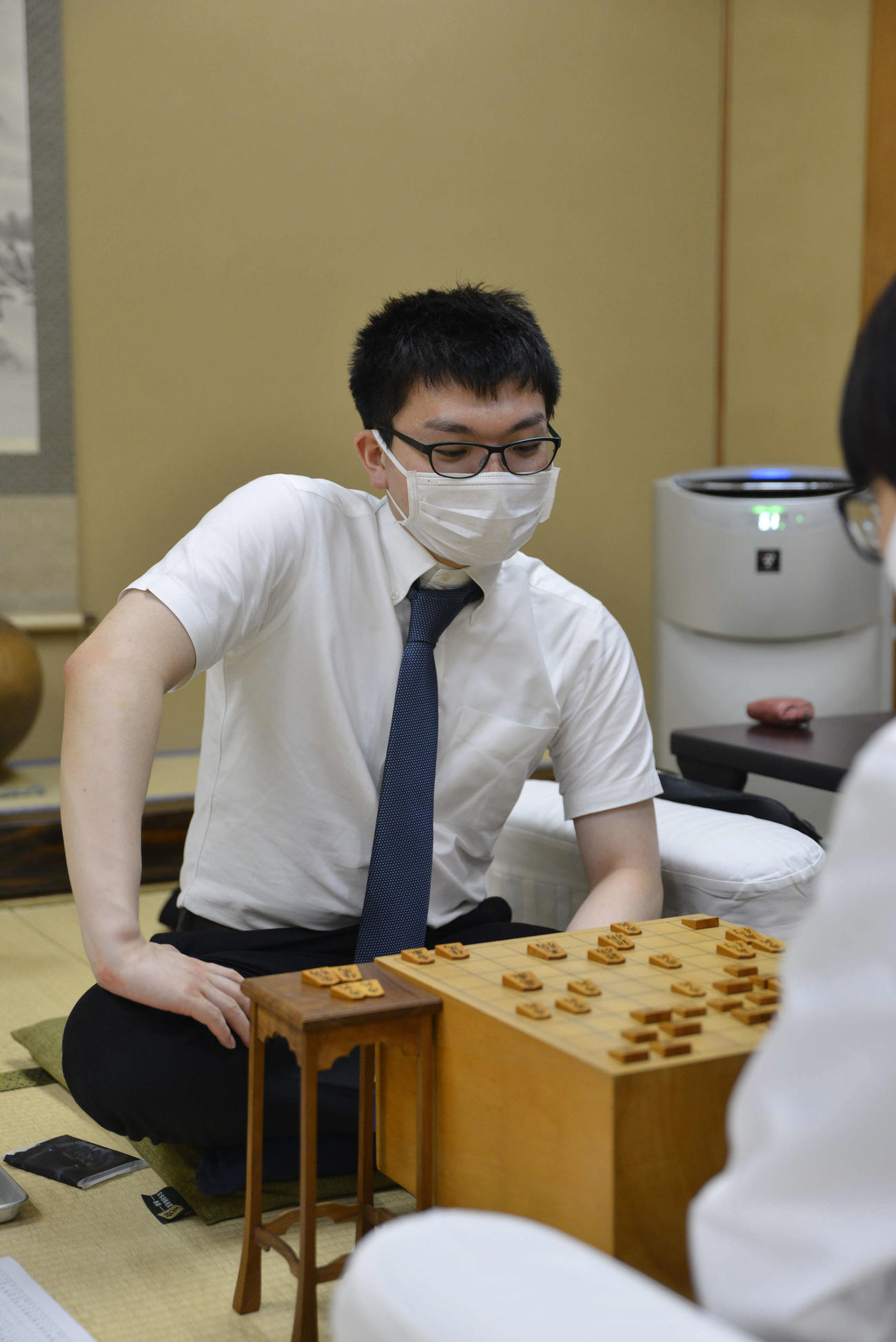 王位戦の挑戦者決定戦に進出した永瀬拓矢二冠（日本将棋連盟提供）