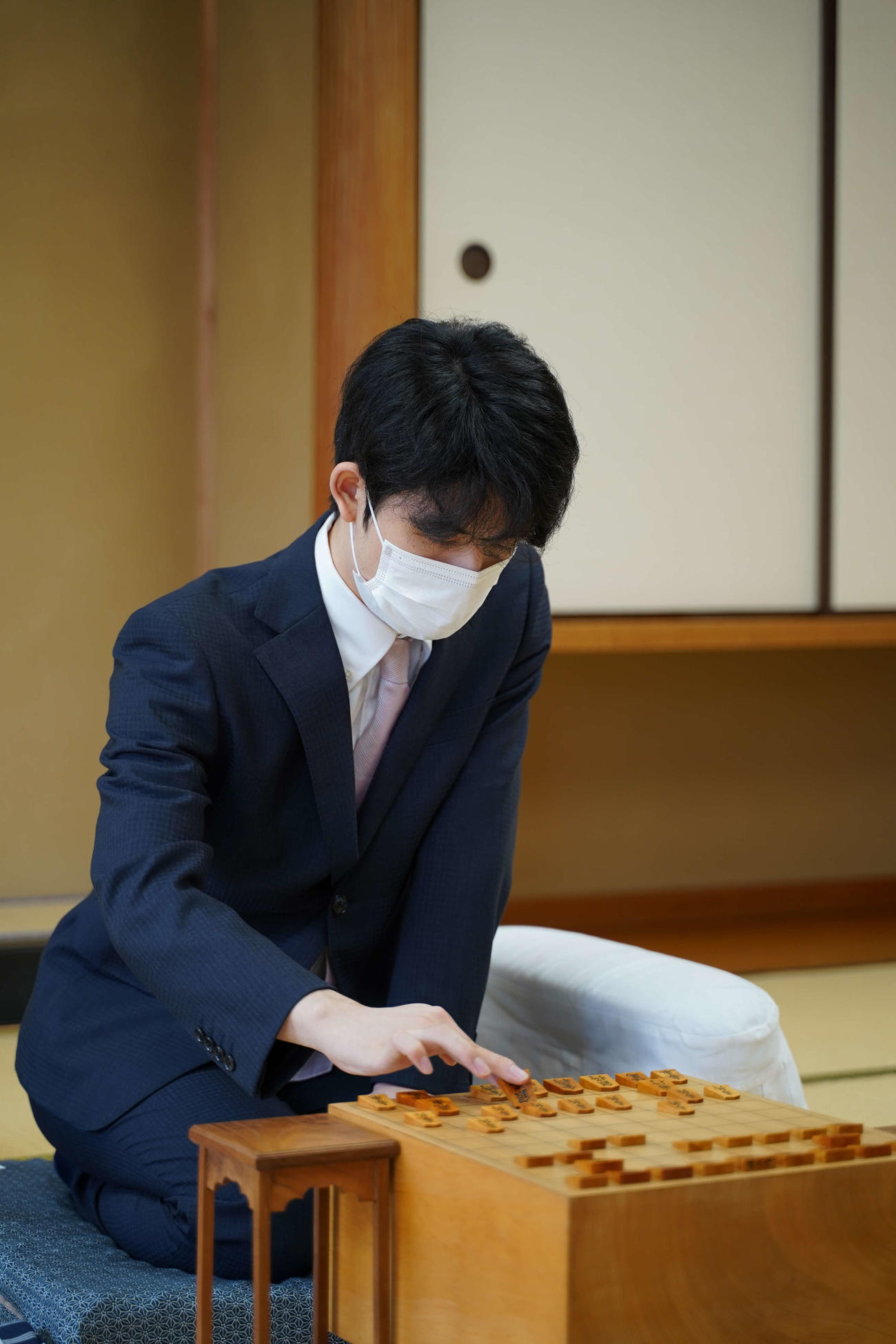 第79期順位戦B級2組3回戦で鈴木大介九段と対戦した藤井聡太棋聖