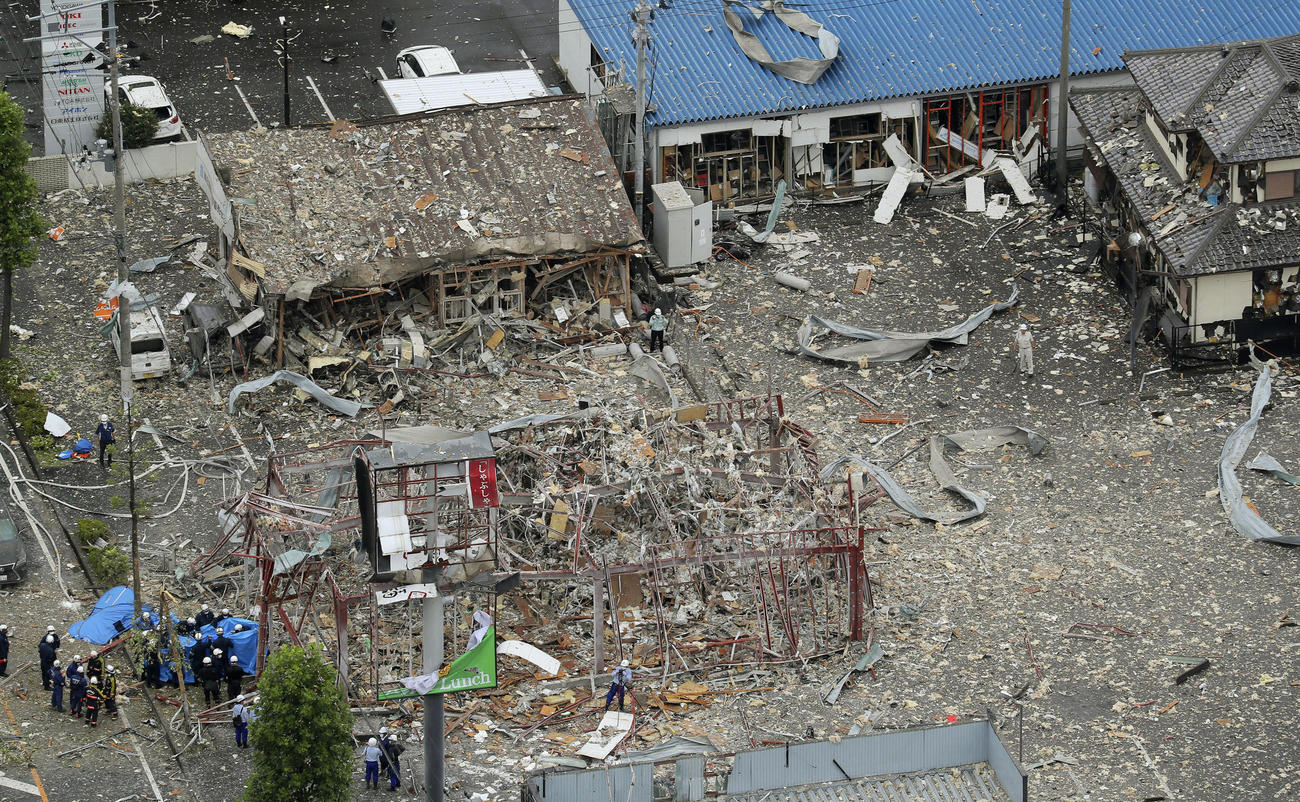 爆発があった現場＝30日午前11時10分、福島県郡山市（共同）