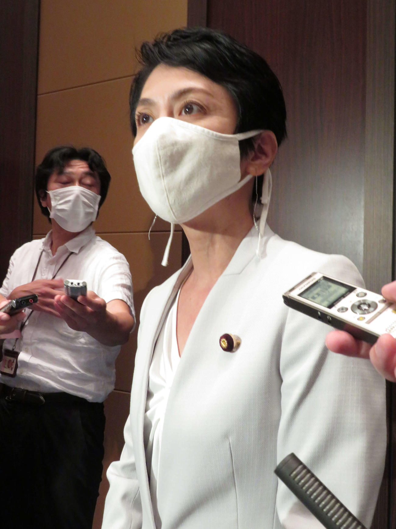 新党「立憲民主党」結党大会で、代表代行兼国民運動・広報本部長就任が発表された蓮舫氏（撮影・近藤由美子）