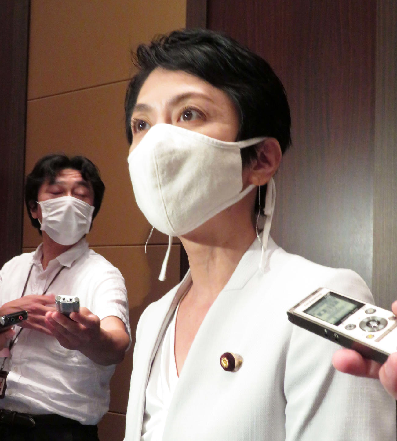 新党「立憲民主党」結党大会で、代表代行兼国民運動・広報本部長就任が発表された蓮舫氏（撮影・近藤由美子）