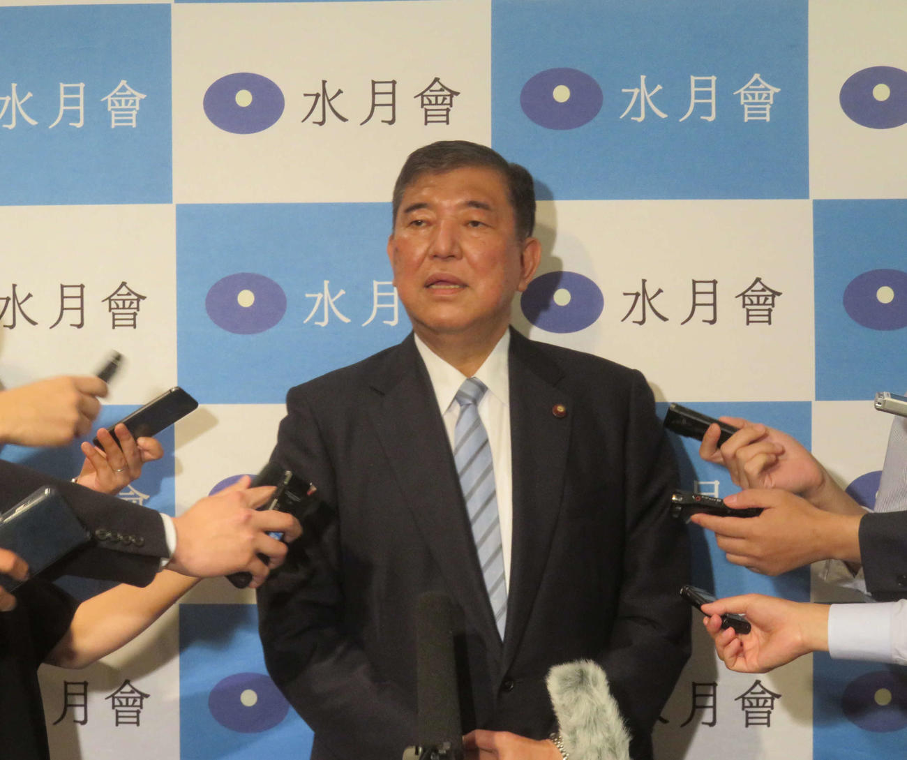 石破派の政治資金パーティー後に会見した石破茂元幹事長（撮影・大上悟）