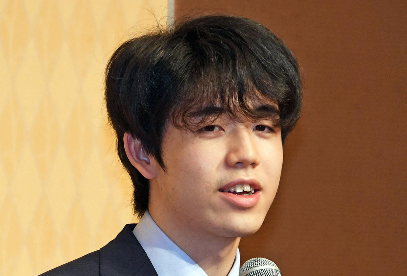 藤井聡太2冠（2020年8月18日撮影）