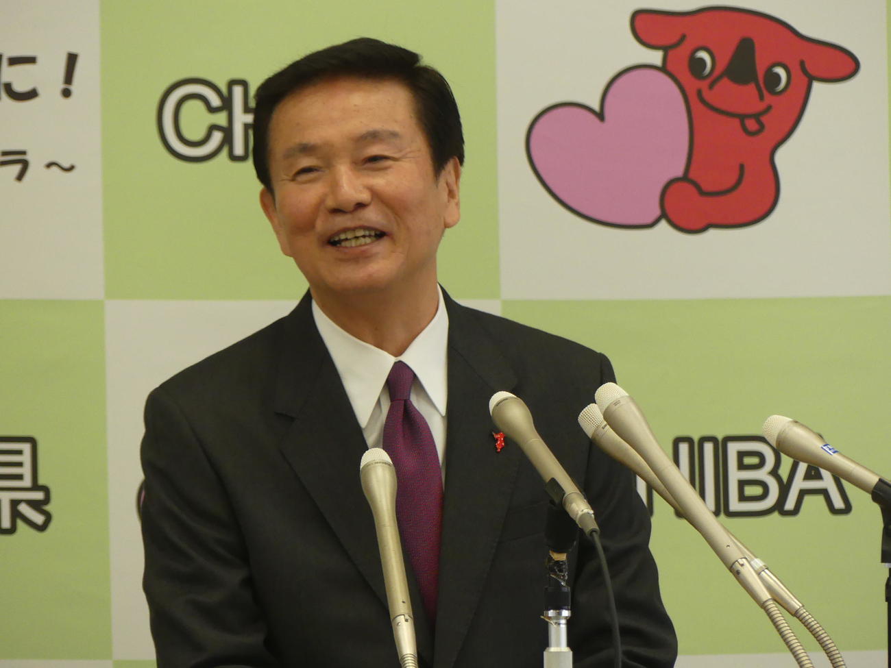 定例会見で、次期知事選に出馬しないと表明した森田健作千葉県知事