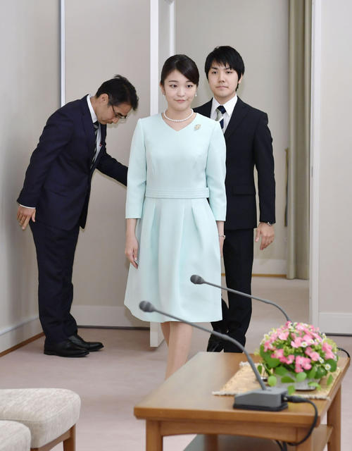 【会見】小室眞子さんと小室圭さんの結婚会見 : 気になるニュースまとめch