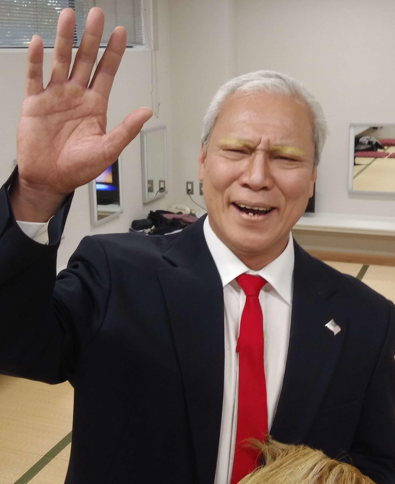 バイデン氏になった松下アキラ