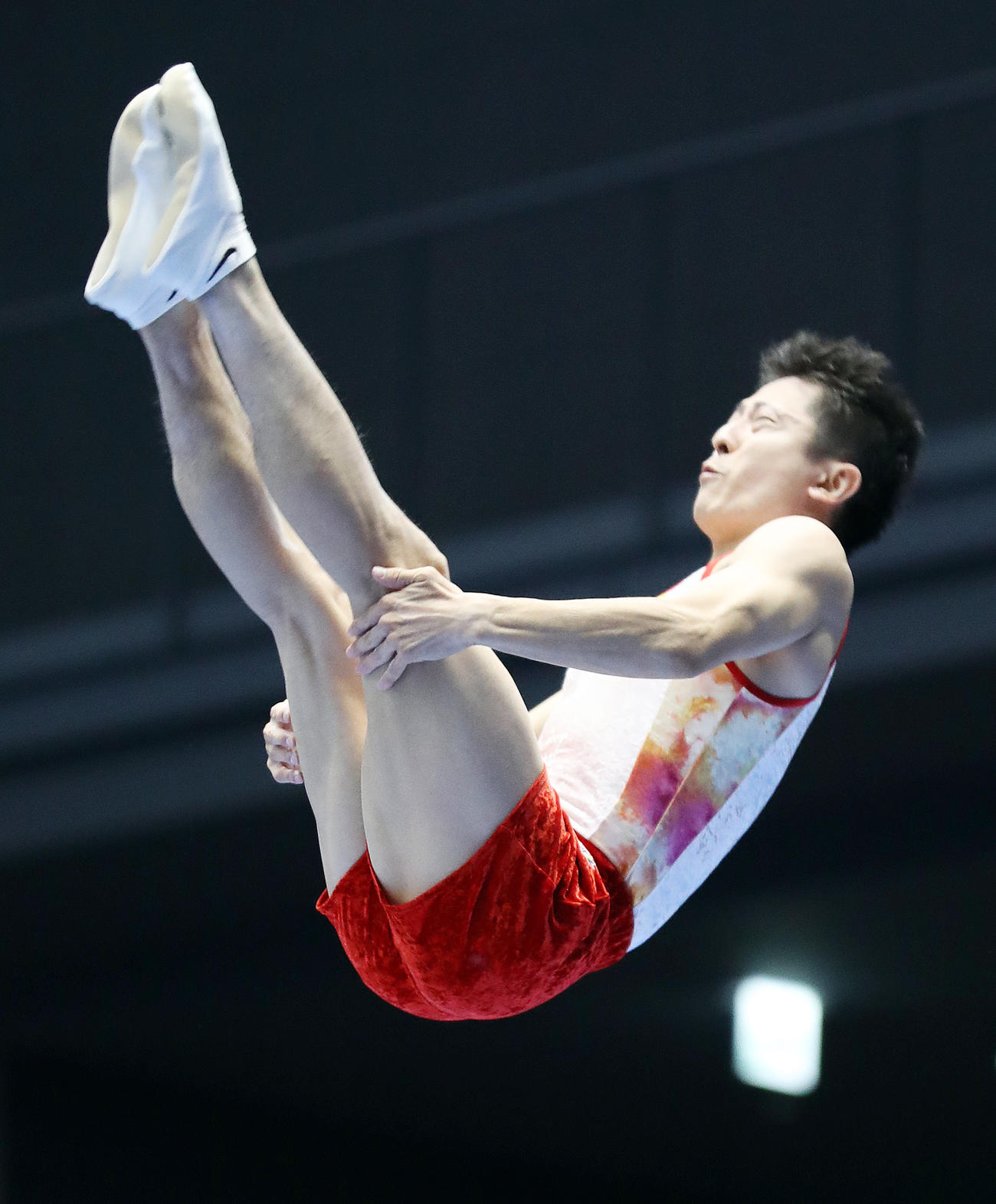 18年6月、トランポリン世界選手権最終選考会の決勝で演技を披露する外村さん