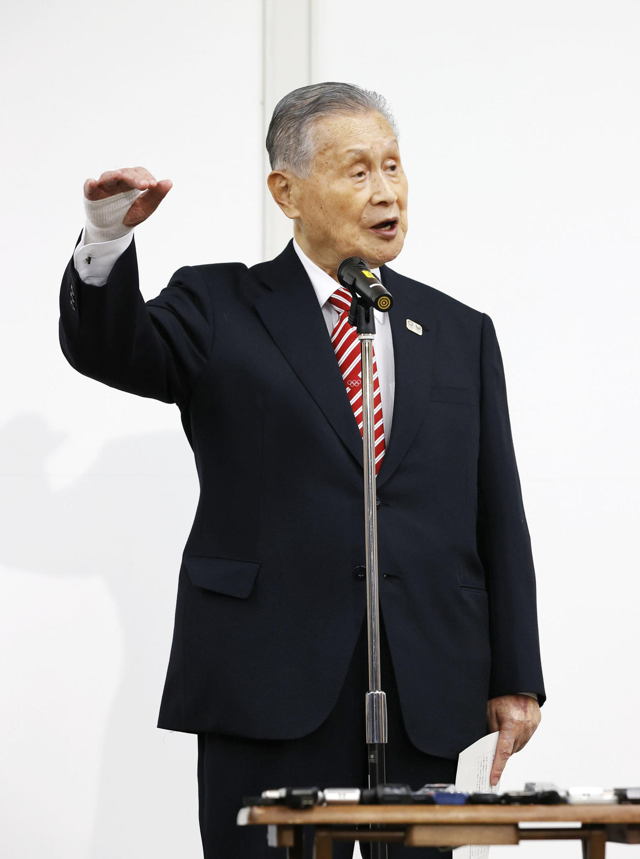 記者会見する東京五輪・パラリンピック組織委員会の森喜朗会長（代表撮影）