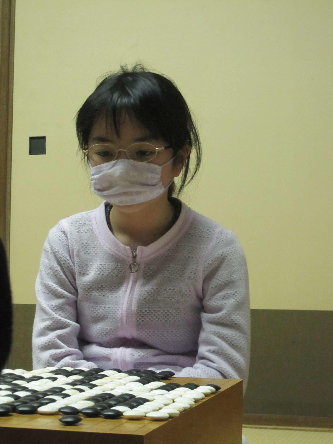 自身初の6連勝で女流本因坊戦の本戦入りを決めた仲邑菫初段（日本棋院提供）