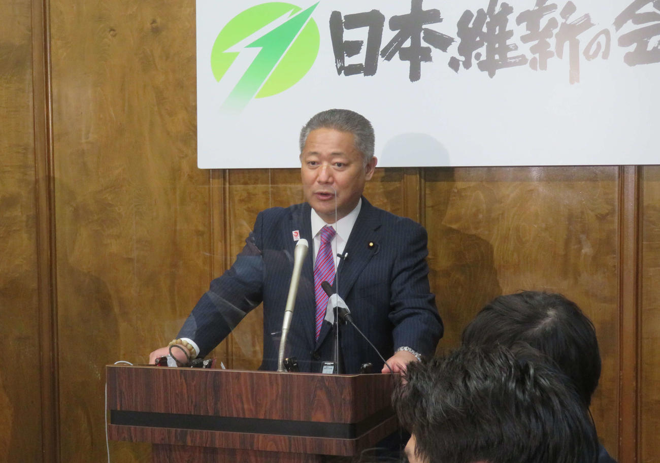 日本維新の会の馬場伸幸幹事長は立憲民主党の枝野幸男代表に対して批判を繰り返した（撮影・大上悟）