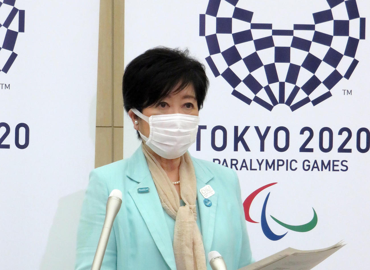 リモート参加した5者協議後に都庁で取材対応した小池都知事（2021年6月21日撮影）