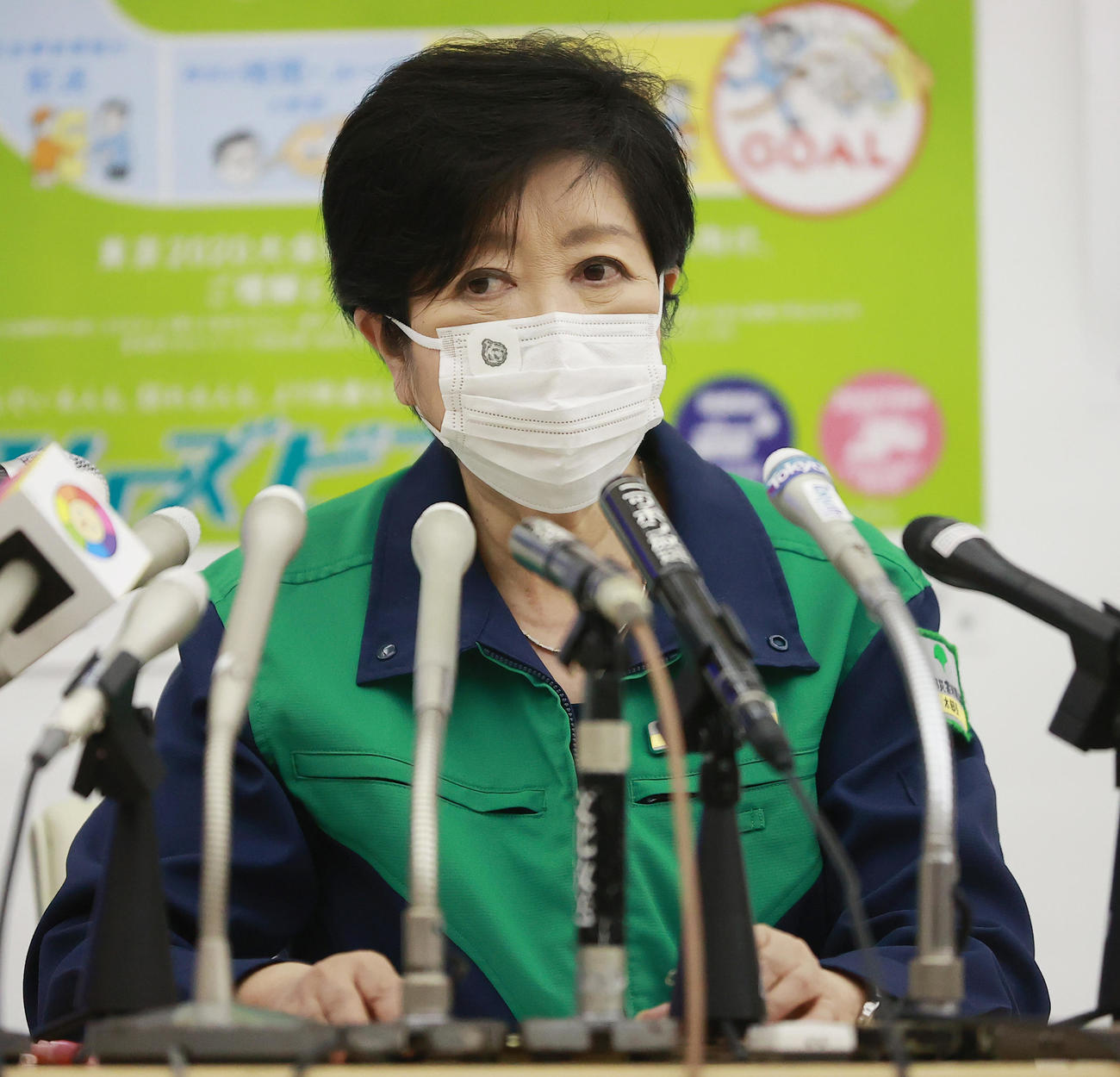 会見する東京都の小池都知事（撮影・野上伸悟）