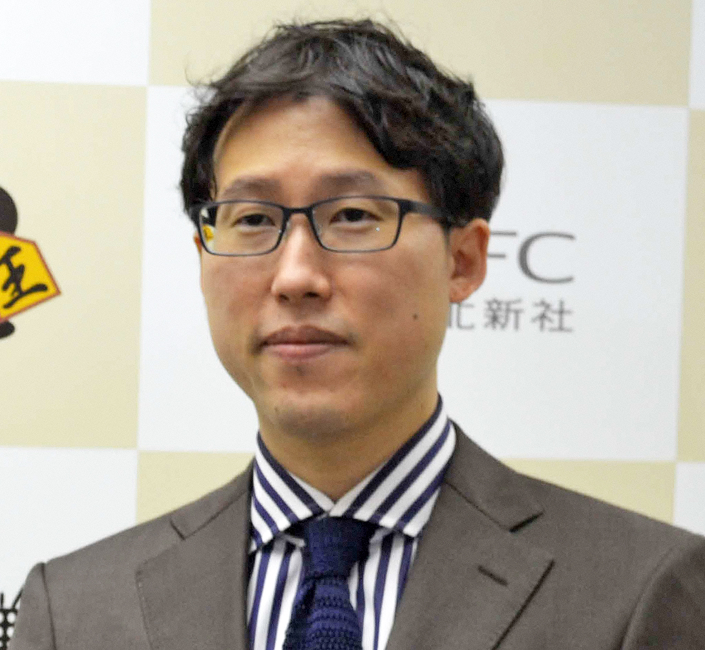 井山裕太名人