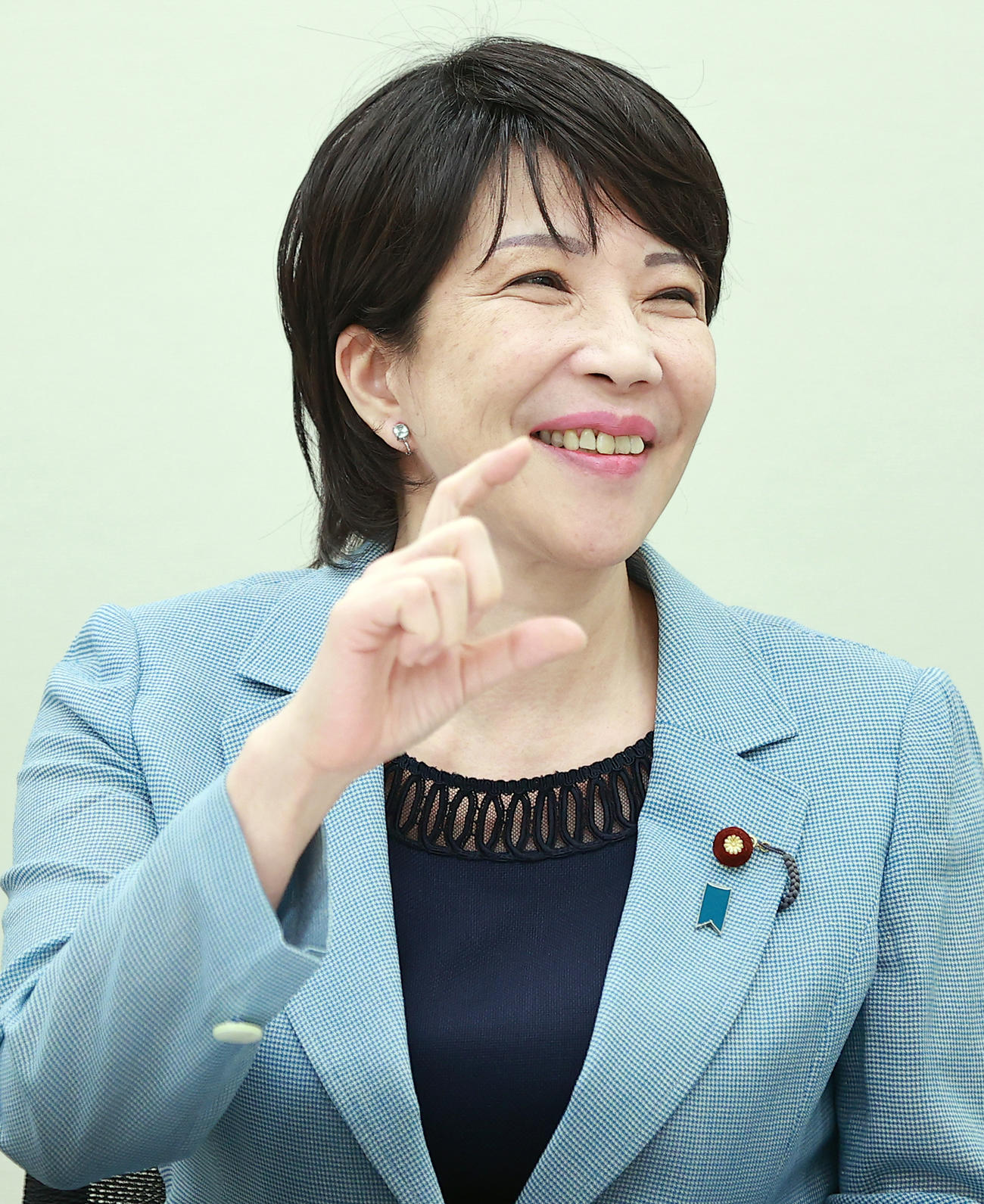自民党総裁選を前に、笑顔でインタビューに答える高市早苗前総務相（撮影・浅見桂子）