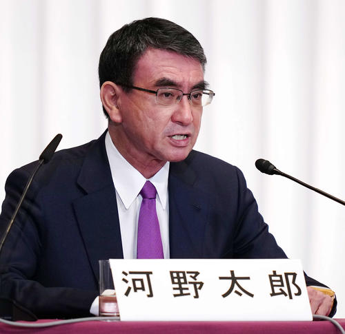 自民党総裁選に出馬し候補者共同記者会見に臨む河野太郎行革相（撮影・江口和貴）