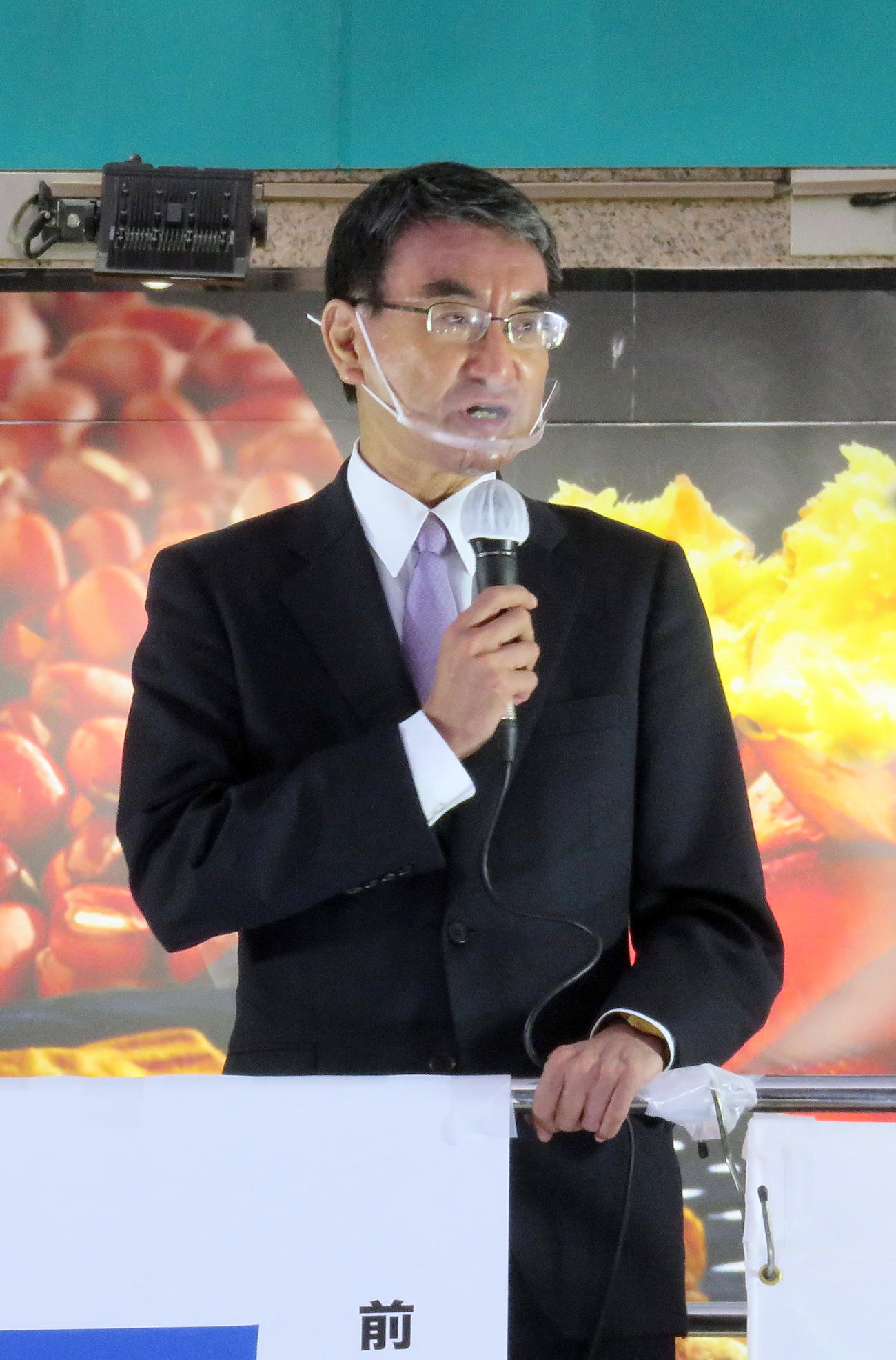JR赤羽駅前で街頭演説を行う自民党の河野太郎広報本部長（撮影・鎌田直秀）