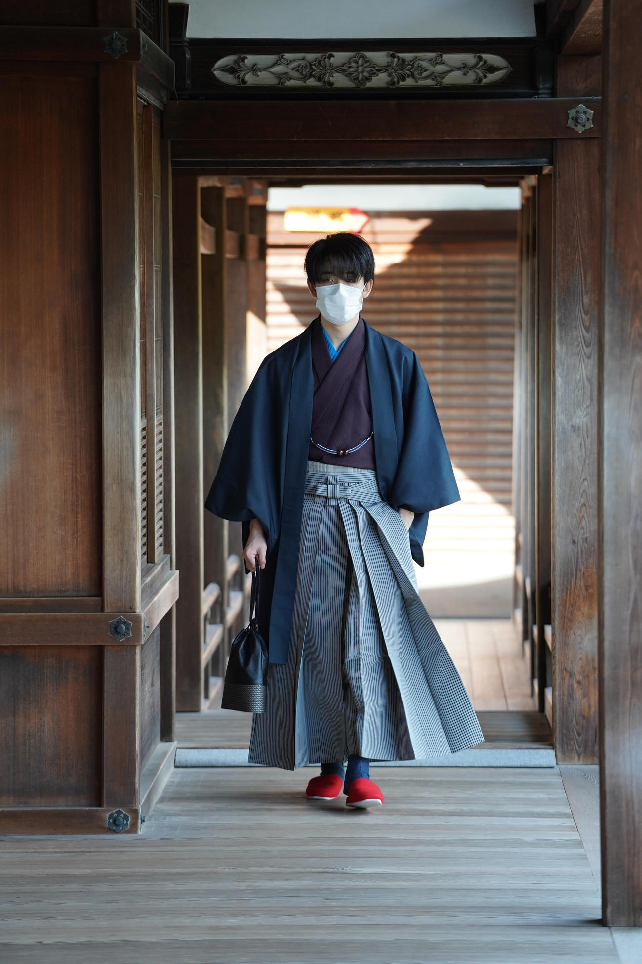 第34期竜王戦7番勝負第2局2日目に臨んだ藤井聡太3冠（日本将棋連盟提供）