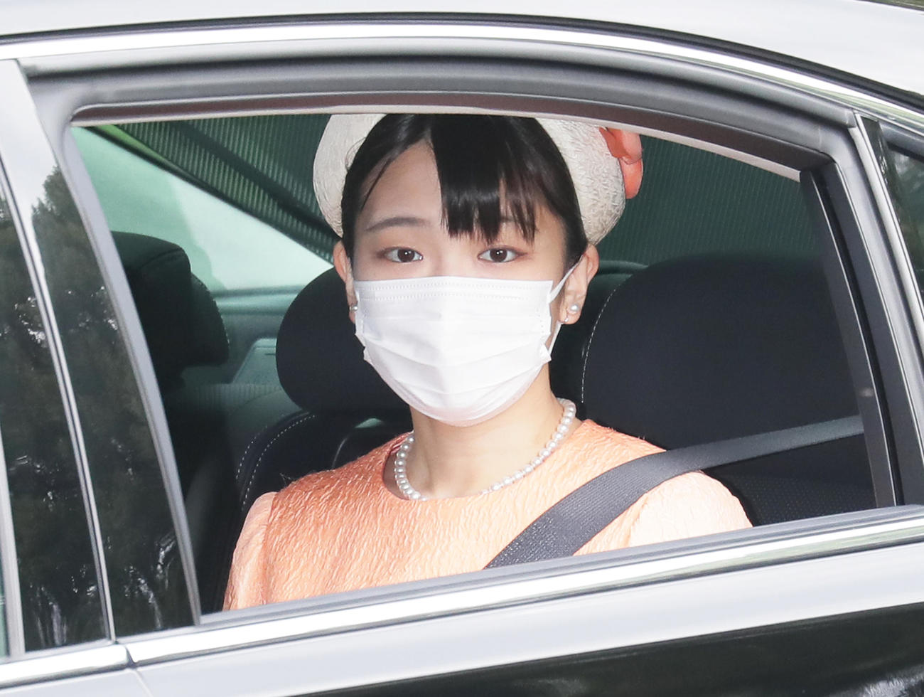 仙洞仮御所を後にされる眞子さま（撮影・足立雅史）