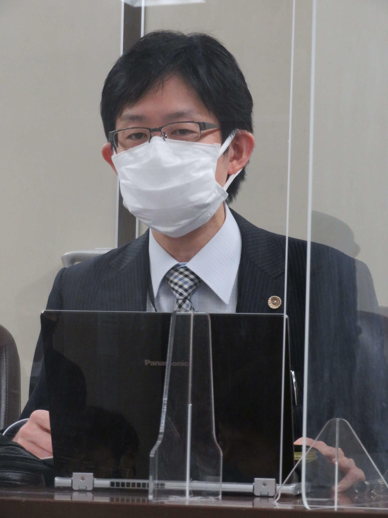 第1回控訴審後、会見を開いた映画「宮本から君へ」の弁護団の平裕介弁護士（撮影・村上幸将）