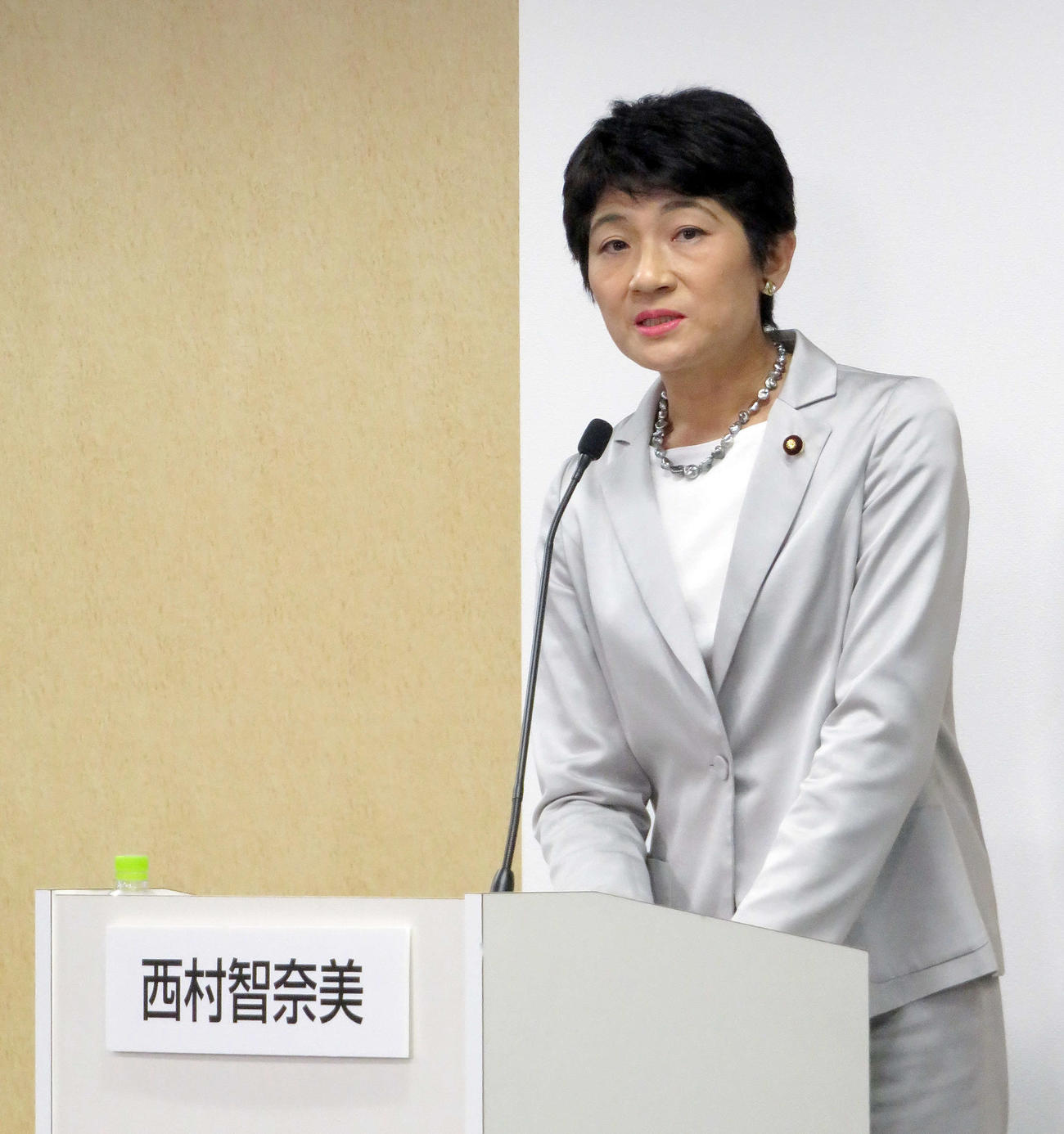 西村智奈美氏（2021年11月19日撮影）