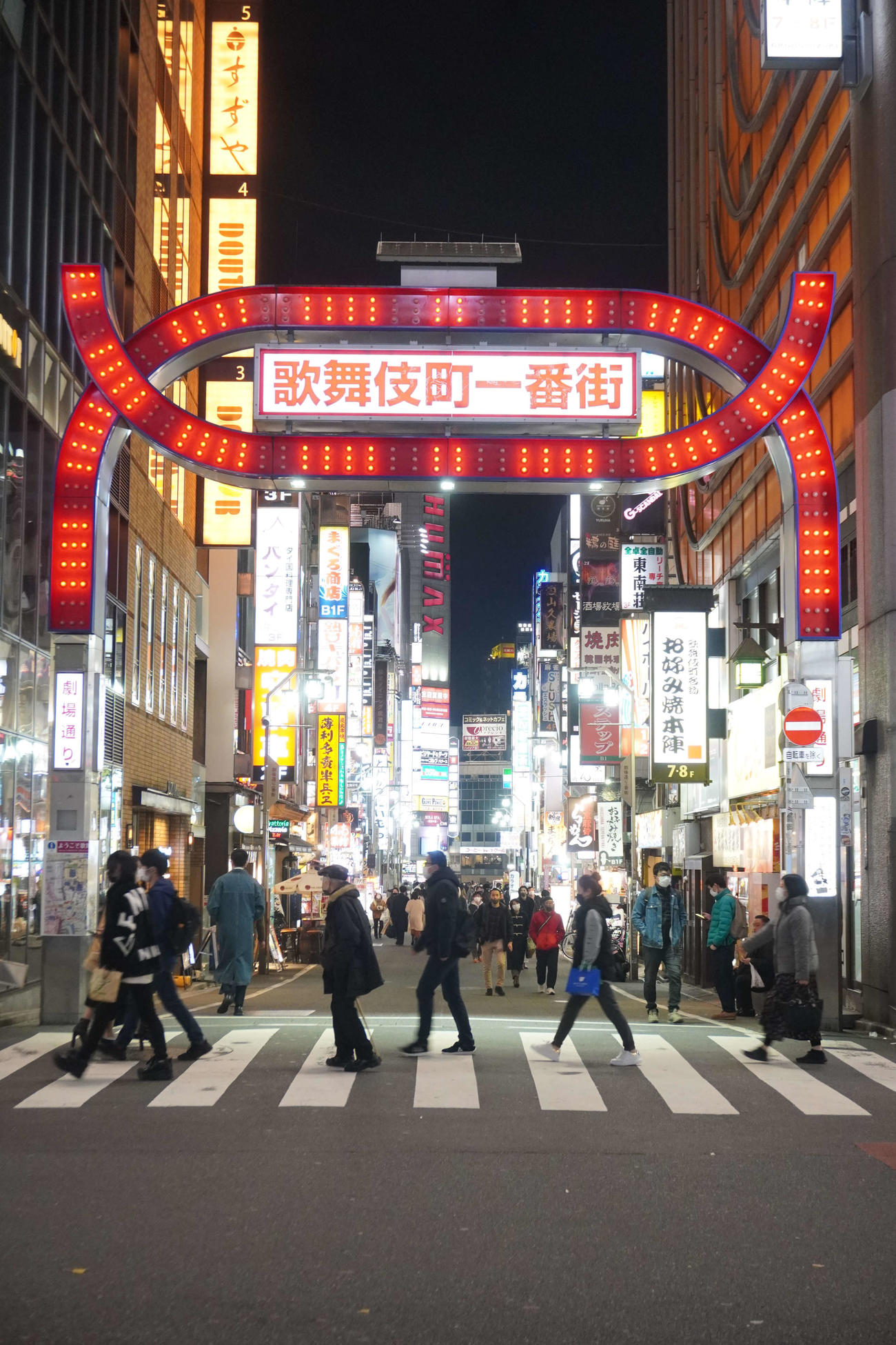 東京都新宿区・歌舞伎町の様子（撮影・沢田直人）